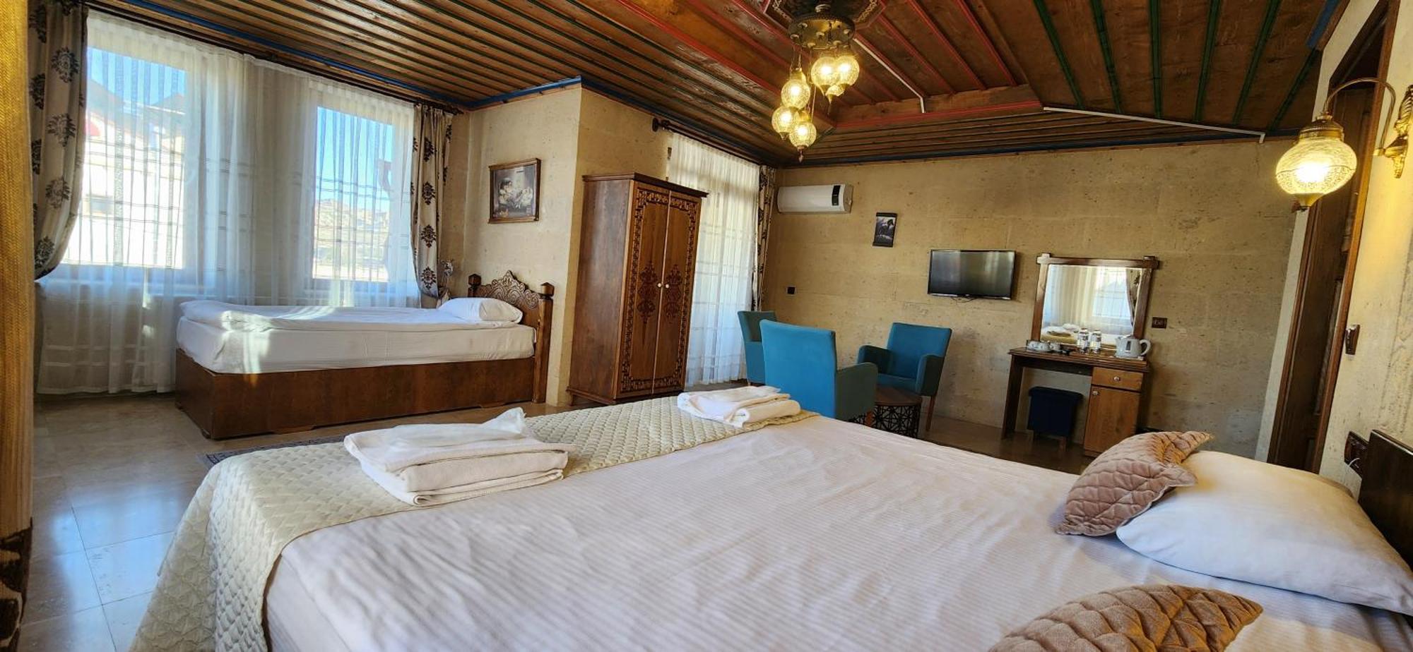 Cappadocia Elite Stone House Bed & Breakfast Göreme Exterior photo